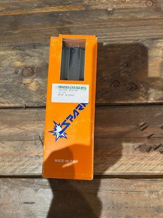 Cola de escape SPARK