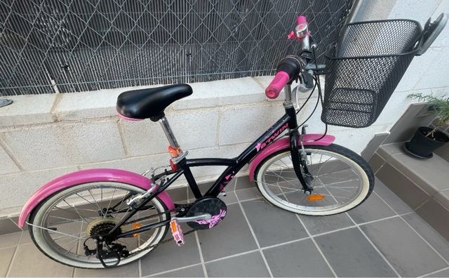 Bici B'Twin 20" Niña Negra y Rosa - 6 marchas
