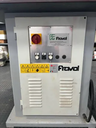 Perfiladora-Ribeteadora FRAVOL modelo AZ-2.