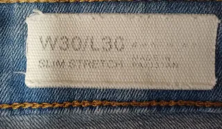 Pantalón vaquero New Yorker desgastado con rotos