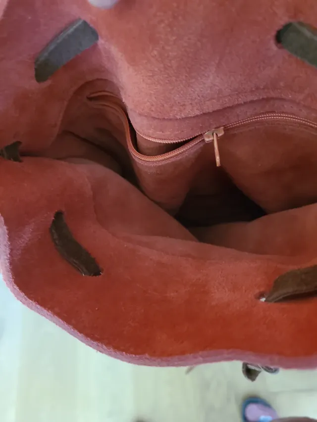 Bolso cuero rosa piel vuelta