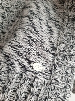 Jersey gris trenzado manga larga