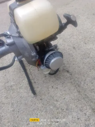 Desbrozadora kawasaki td48