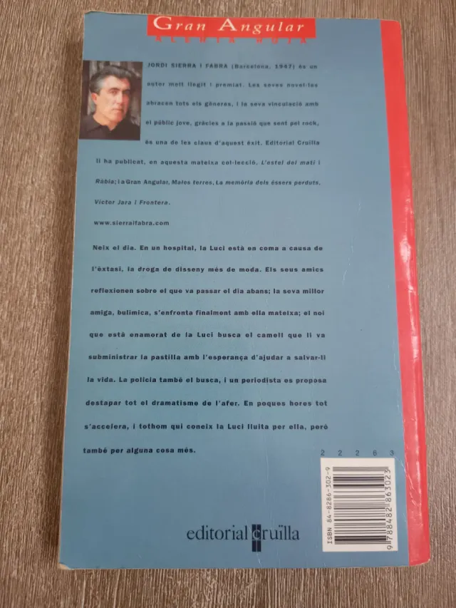 Camps de maduixes (Alerta roja) (Catalan Edition)