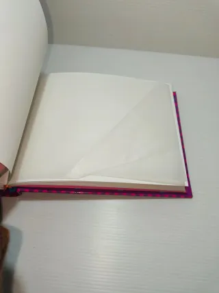 Album Foto Witch, LEGGI