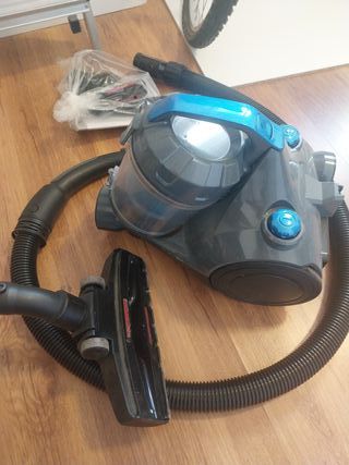 Aspiradora con cable y manguera