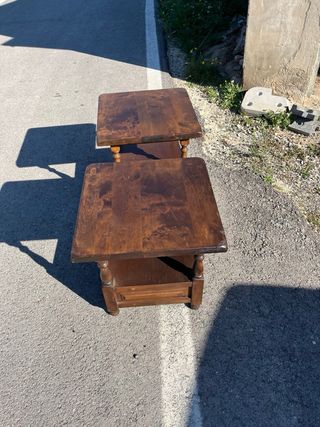 Comodini in legno antico di qualità