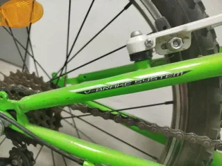 Bicicleta infantil Hacker JL-Wenti. 20" Para niños