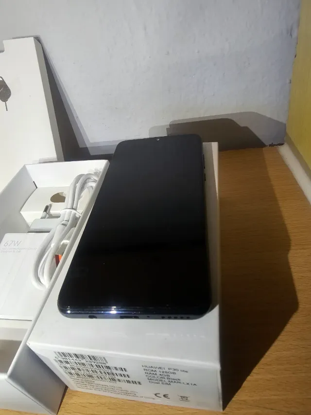 Oferta Huawei P30 128GB Preto