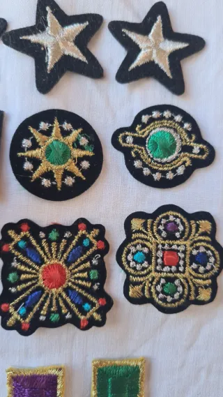 Adornos para Fiestas y Disfraces.