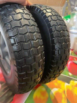 2 Ruedas VEVOR PU 255mm