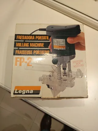 Fresadora portátil LEGNA FP-2