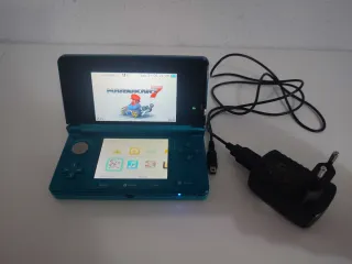 Nintendo 3DS Azul + Mario Kart 7
