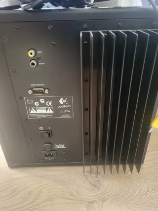 Logitech Altavoces 2.1 THX Subwoofer