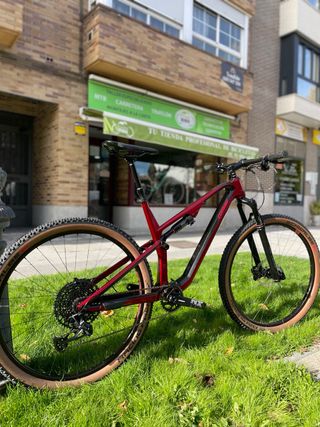 Bicicleta Conway RLC FS 4.9 Carbono Rojo