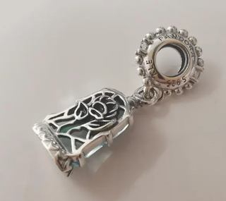 Charm Pandora Bella y Bestia Rosa Disney