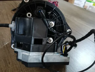 Cámara Emblema Volkswagen.Cuesta Casi 300€.