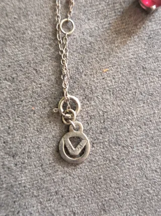 Colgante Viceroy Rojo con Cadena Rota