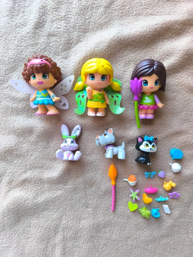 Pinypon 2 Hadas + 1 Brujita+3 mascotas+ accesorios