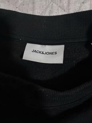 Sudadera ESS.WRD. Studio Negra