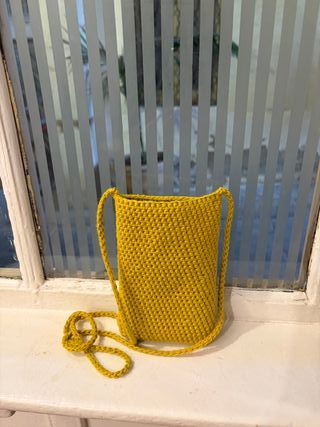 Bolso para móvil handmade de punto