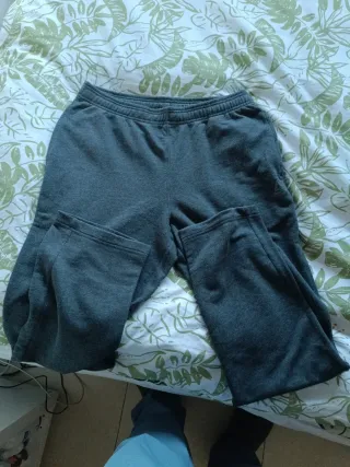 Pantalón de chándal gris