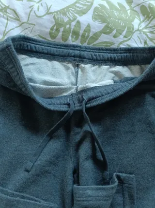 Pantalón de chándal gris