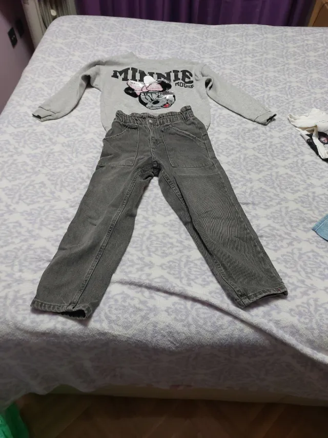 Sudadera Minnie Mouse 7-8 años