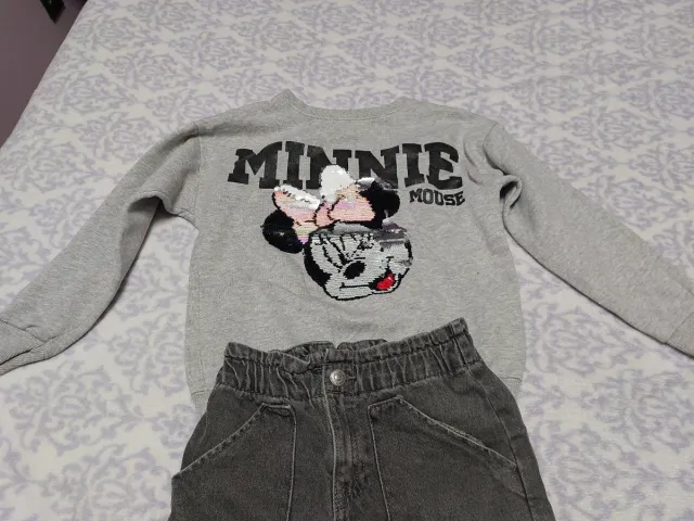 Sudadera Minnie Mouse 7-8 años