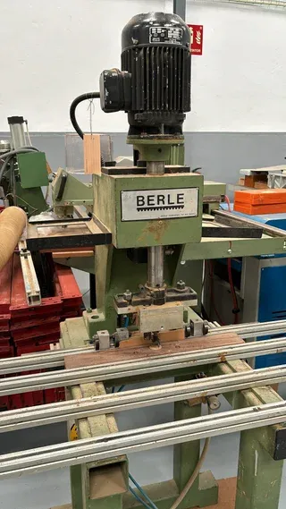 Bisagradora Neumática BERLE