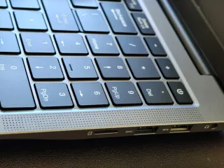 Notebook 15.6 Full HD Core i3 16GB RAM 512GB Nuovo