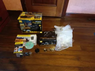 Caja Nikon D5300 con documentción