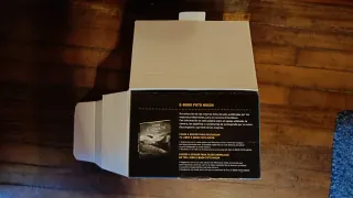 Caja Nikon D5300 con documentción