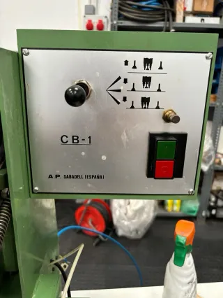 Bisagradora Neumática CB-1