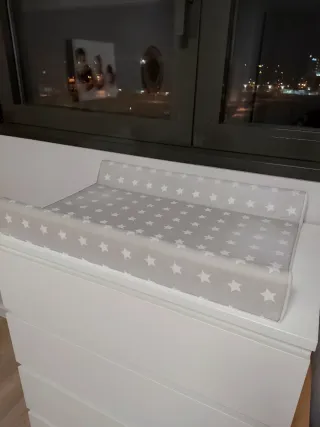 Cambiador estrellas gris