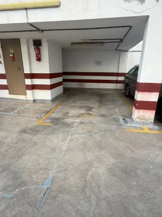 Plaza de garaje en Comunidad El Molino.