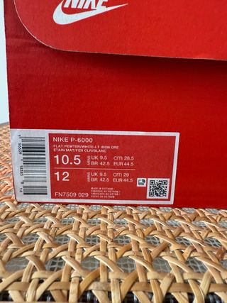 Nike P-6000 Gris Blanco