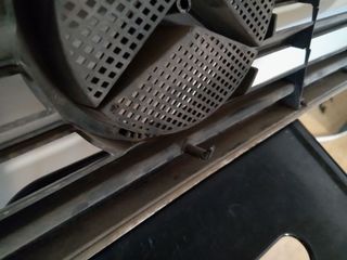 CALANDRA DELANTERA MERCEDES VITO W638 GRIS PLATA