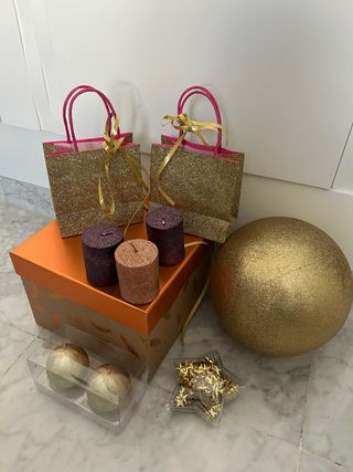 Adornos Navideños Dorados y Purpurina para árbol n