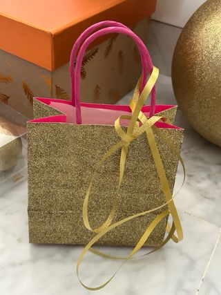 Adornos Navideños Dorados y Purpurina para árbol n