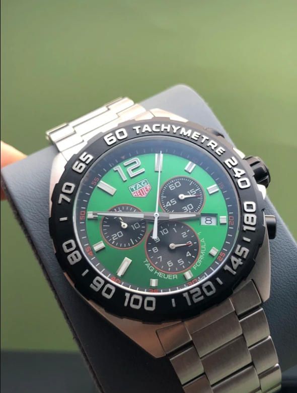 TAG HEUER