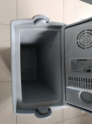 Nevera portatil 12v .