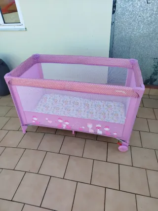 Parque infantil bebé rosa