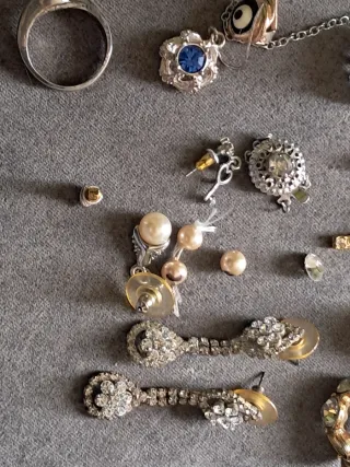 Lote de bisutería variada