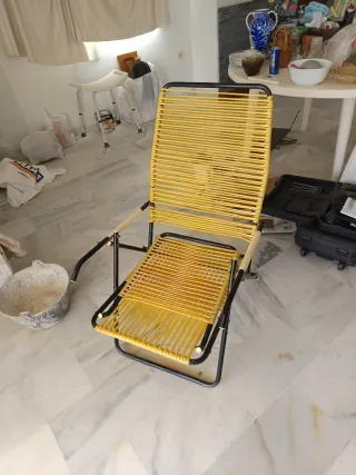 Tumbona vintage 70 y tiene 2 posiciones