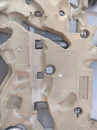 Tapa motor Audi Q3 2022