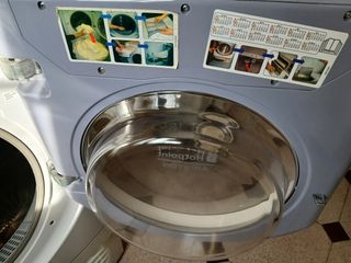 Secadora Hotpoint Ariston Aqualtis