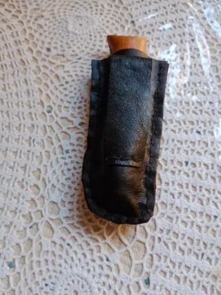 Fodero in pelle artigianale per coltello Opinel N 8