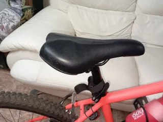 Bicicleta B'Twin Rockrider 500 Roja