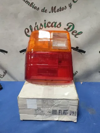 Tulipa trasera izquierda Fiat Uno